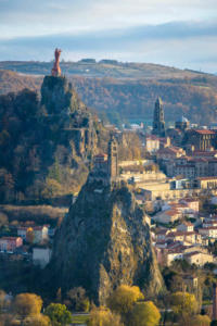 Chemin de Saint Michel GR 300-vue sur le puy-en-velay-800x1200