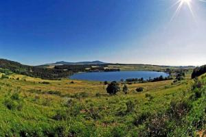 le tour des volcans du velay GR 40 - le lac de saint front