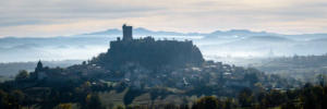 rando la chaise dieu le puy-forteresse de polignac-1200x400