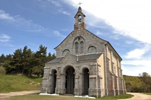 GR 65 chemin saint jacques chapelle Saint Roch Lozère-Haute-Loire - C. Bertholet 