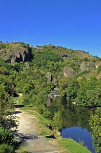 GR 65 chemin saint jacques monistrol d'allier rochers - C. Bertholet 